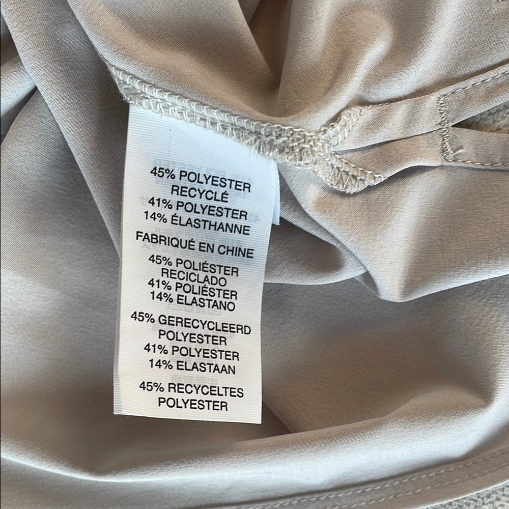Vuori Villa Cami in Suede Size Small - Picture 8 of 8
